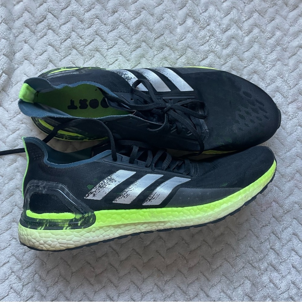 Adidas ULTRABOOST PB